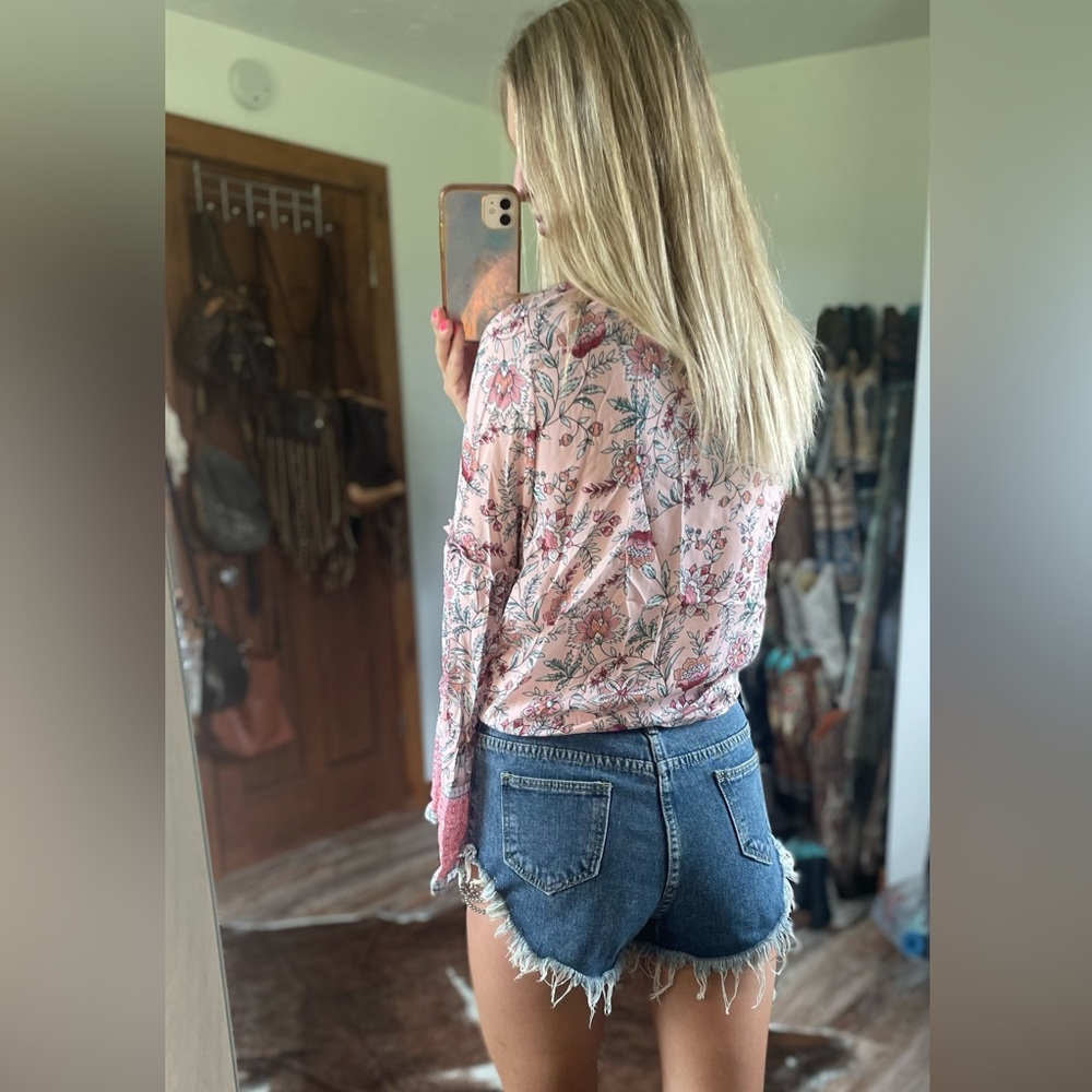 Boho bell sleeve blouse - Picture 4 of 5